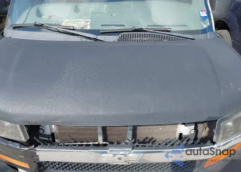 2012 Chevrolet Express 2500 Work Van z USA, uszkodzony, nr VIN 1GCWGFCG7C1121205